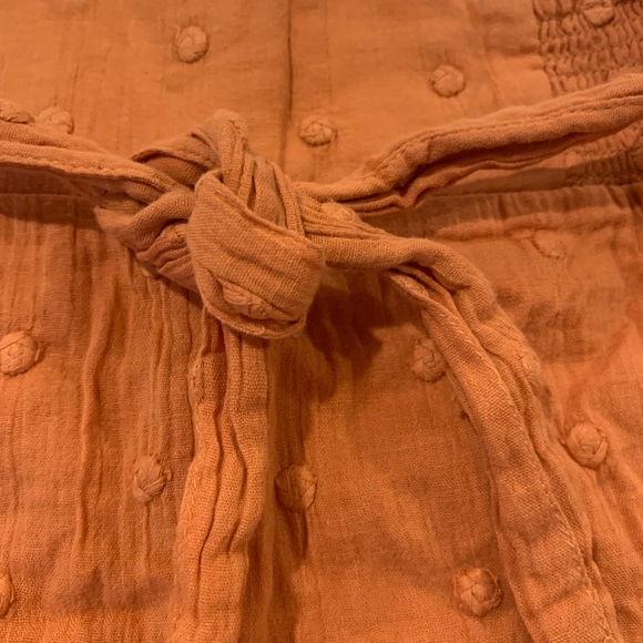 EUC ONEILL O'NEILL DARLA DOT SHORT Sz Medium orange.! First pic cover shot - Picture 11 of 12